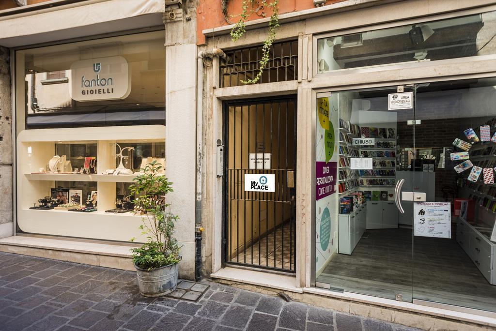 Myplace Piazza Dei Signori Apartments Treviso Luaran gambar